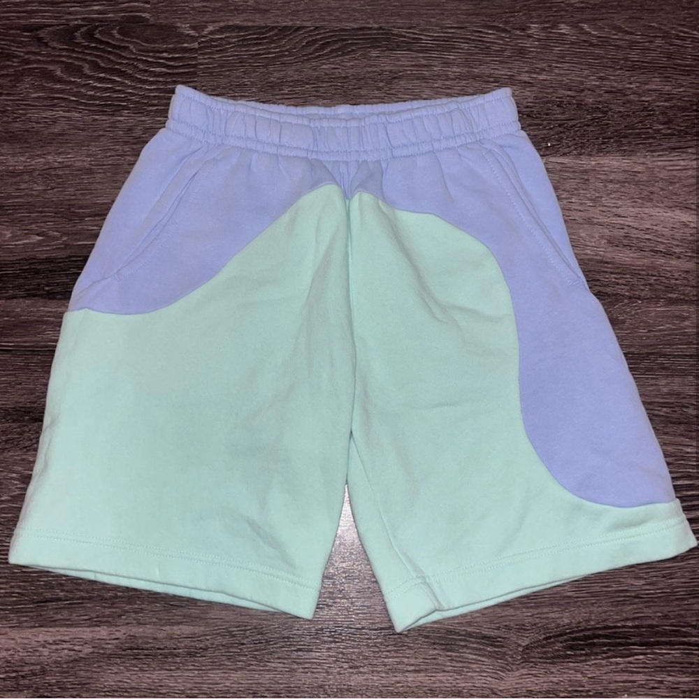 Nike Color Clash Fleece Shorts - Picture 3 of 6